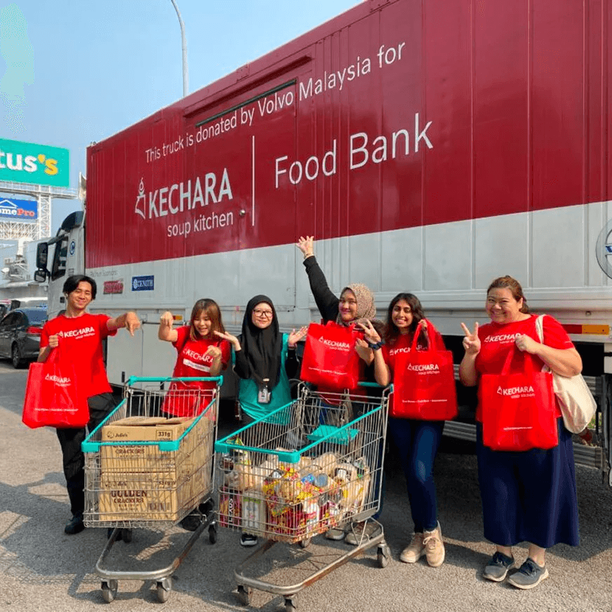 Volunteers working together in Melaka